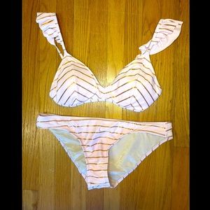 Betsy Johnson bikini, sz L, New w/o tags